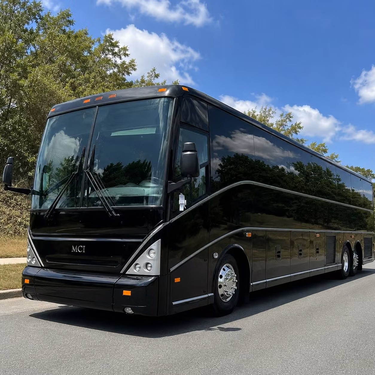 amphitheater shuttle bus rentals from hoover to oak mountain amphitheatre