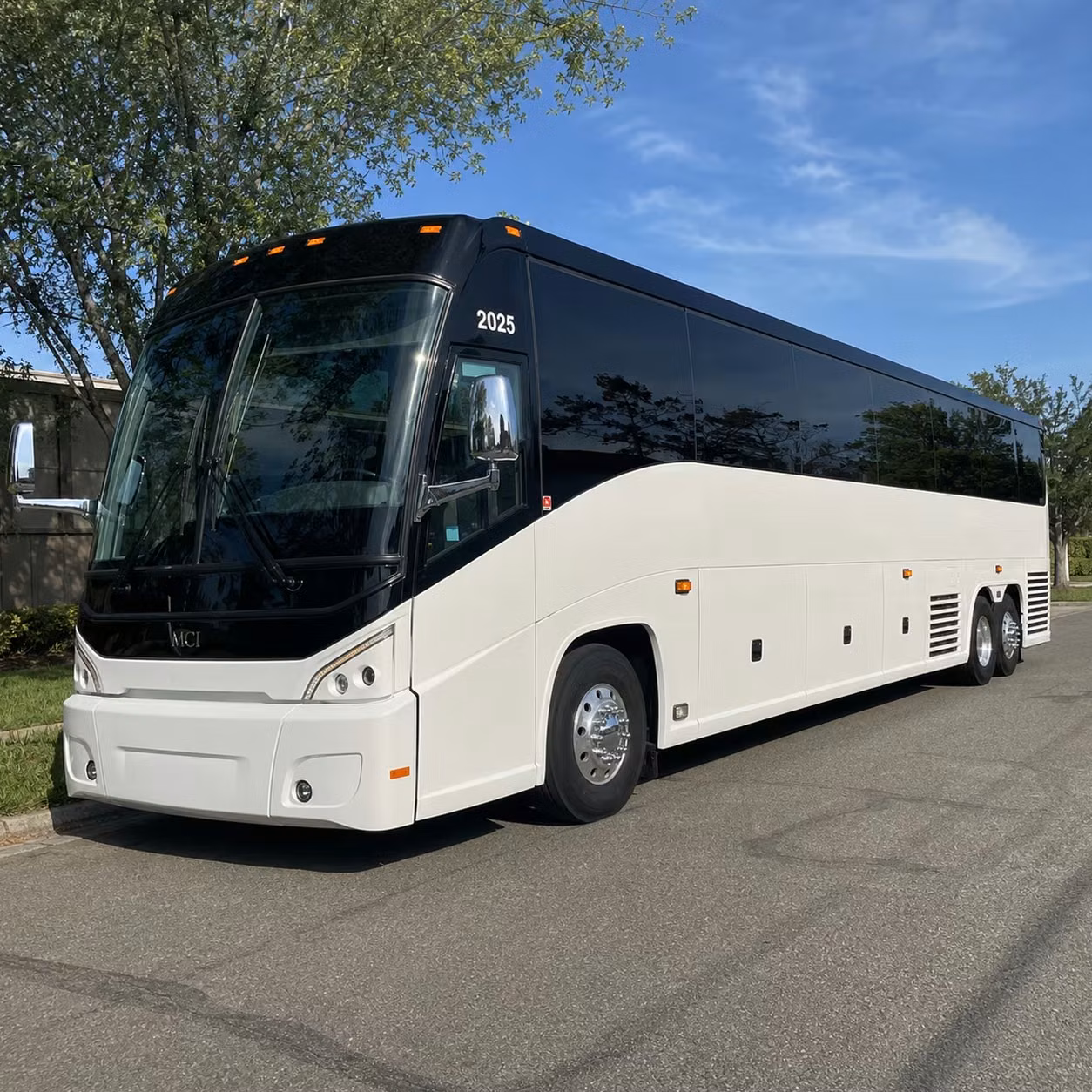 shuttle buses for redstone arsenal transfers and dod contractor travel in hoover